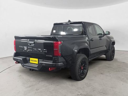 Used 2025 Toyota Tacoma TRD Pro AWD/4WD image 5