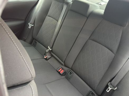 Used 2020 Toyota Corolla LE FWD image 29