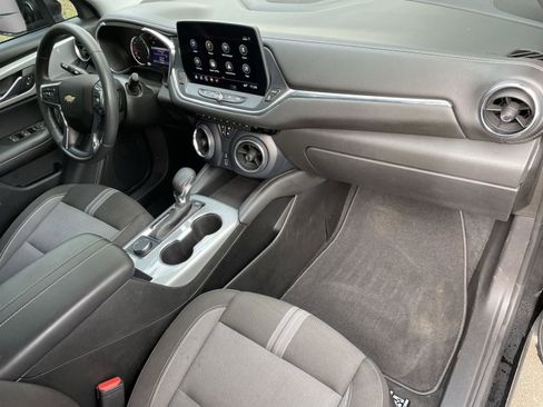 Used 2023 Chevrolet Blazer LT image 11