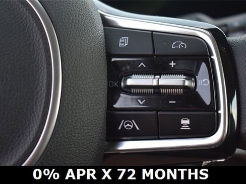 New 2025 Kia Sorento LX image 22