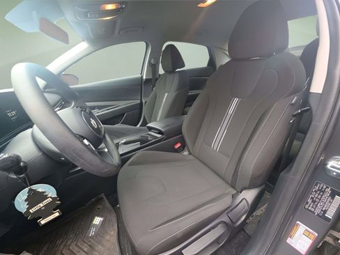 Used 2024 Hyundai Elantra SEL image 6