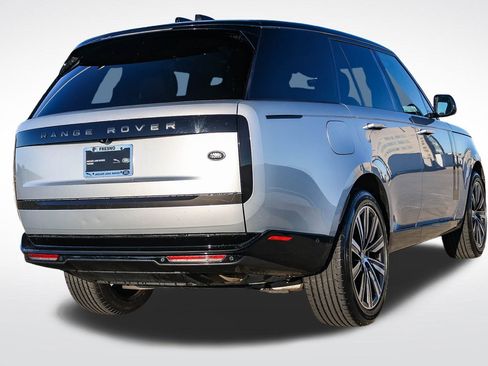 Certified 2023 Land Rover Range Rover SE image 4