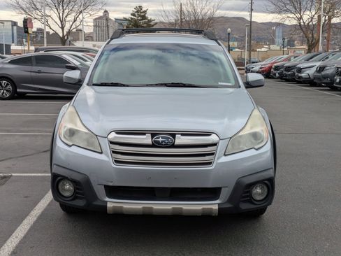Used 2014 Subaru Outback 2.5i Limited w/ Moonroof Package image 11