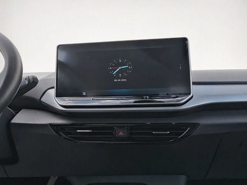 Certified 2024 Volkswagen ID.4 Pro AWD/4WD image 26