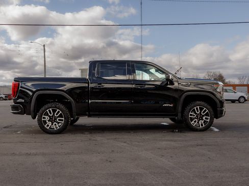 Used 2024 GMC Sierra 1500 AT4 w/ AT4 Carbonpro Edition image 8