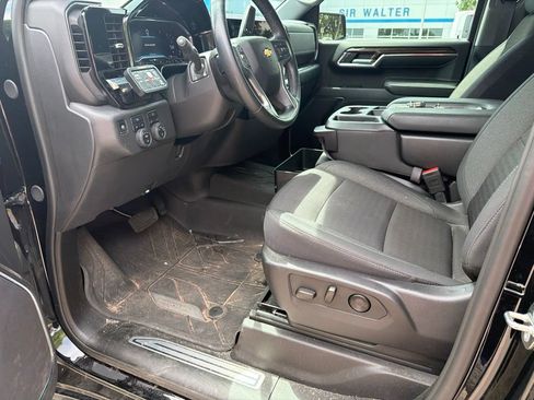 Used 2024 Chevrolet Silverado 1500 LT AWD/4WD image 30