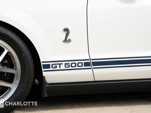 Used 2008 Ford Mustang Shelby GT500 RWD image 9