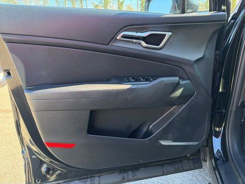 Certified 2024 Kia Sportage LX image 13