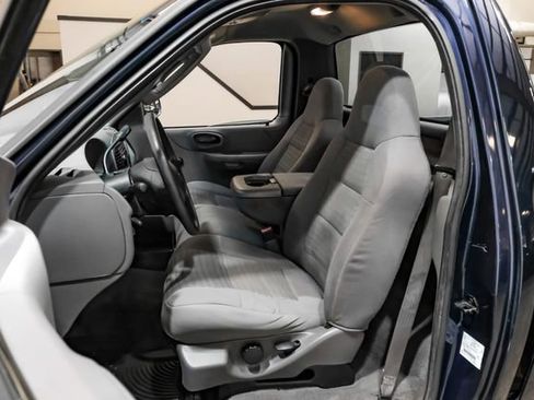 Used 2004 Ford F150 XL image 30