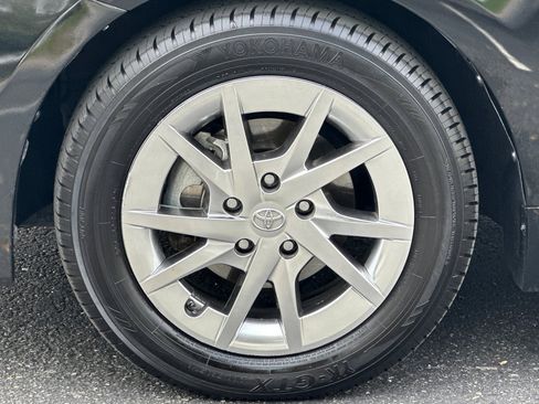 Used 2017 Toyota Prius V Two w/ Carpet Mat Package image 36