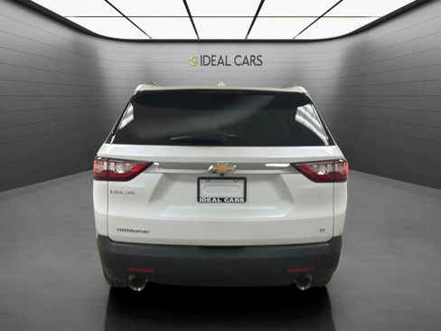 Used 2018 Chevrolet Traverse LT FWD image 6