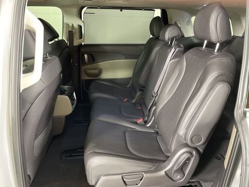 New 2026 Kia Carnival SX image 41