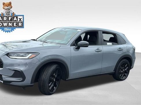 Used 2023 Honda HR-V Sport image 3