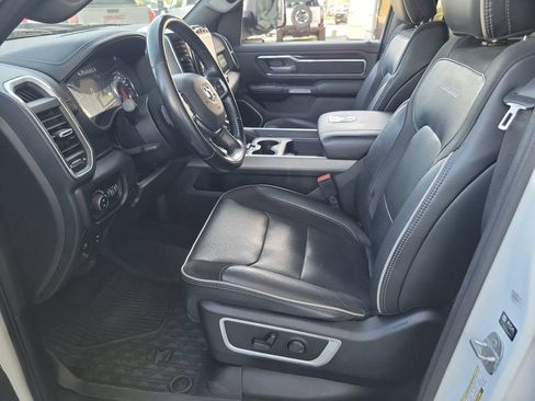 Used 2022 RAM 1500 Laramie w/ Sport Appearance Package AWD/4WD image 17
