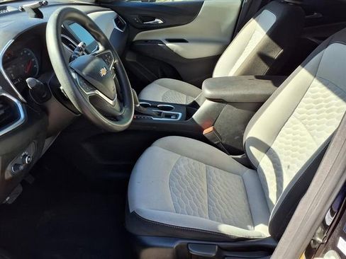 Used 2018 Chevrolet Equinox LS FWD image 10