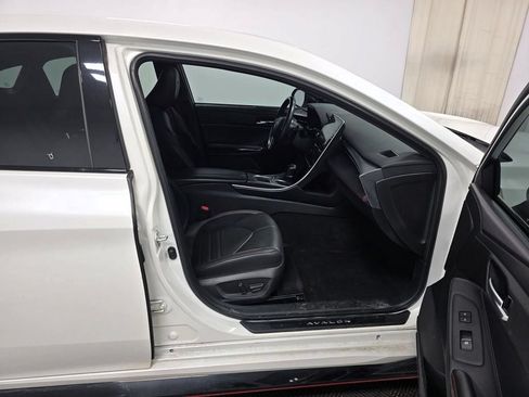 Used 2021 Toyota Avalon TRD FWD image 9