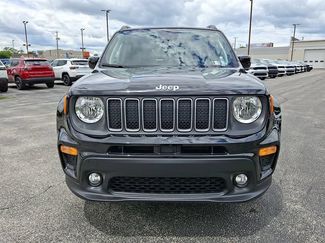 Used 2023 Jeep Renegade Limited w/ Sun/Sound Group AWD/4WD video 3
