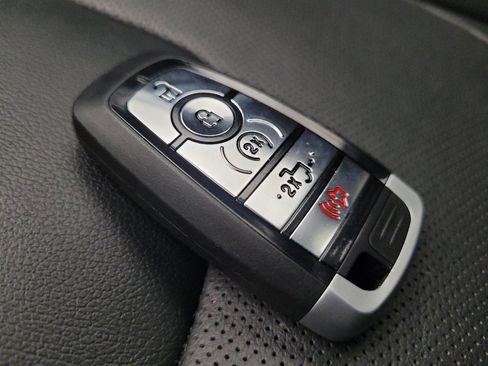 Used 2019 Ford Fusion Energi Titanium image 32