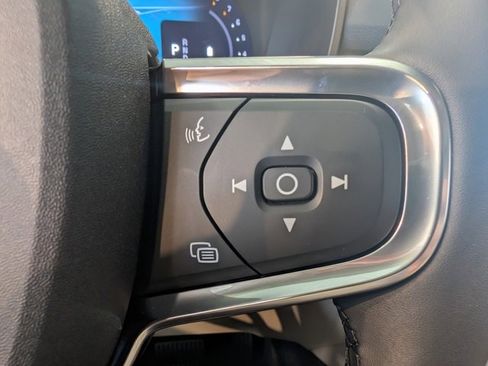 New 2026 Volvo XC40 B5 Plus w/ Protection Package Premier image 18