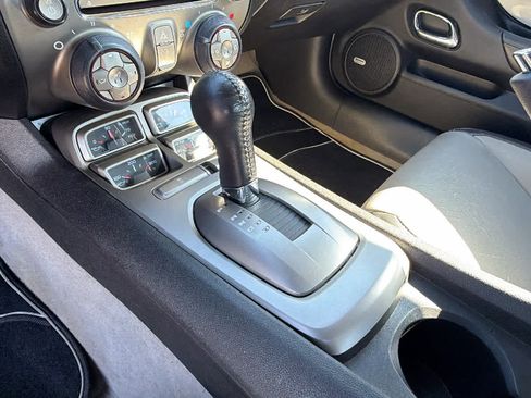 Used 2011 Chevrolet Camaro LT RWD image 13