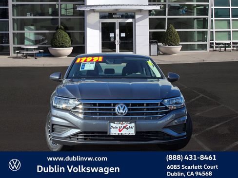 Used 2021 Volkswagen Jetta S w/ Driver Assistance Package image 2