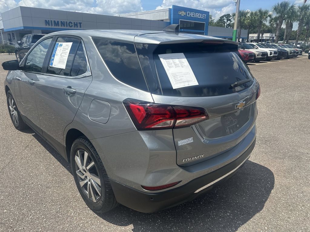 Used 2024 Chevrolet Equinox LT FWD image 14