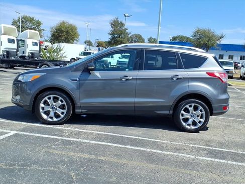 Used 2014 Ford Escape Titanium FWD image 9