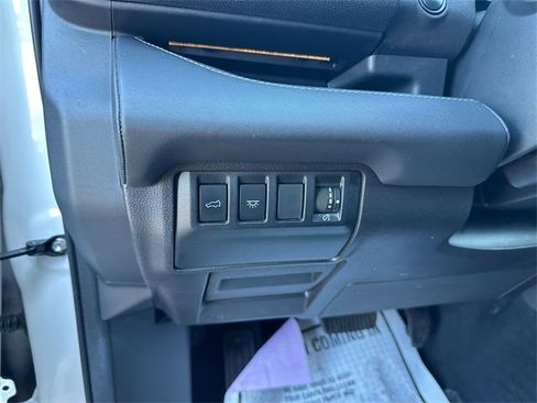 Used 2023 Subaru Ascent Touring image 25