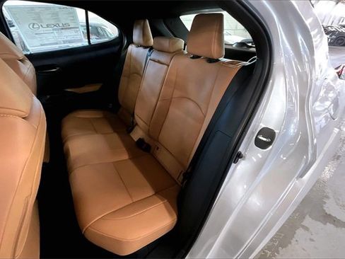 New 2025 Lexus UX 300h AWD image 10