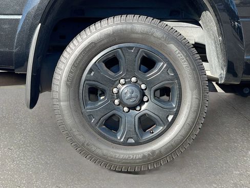 Certified 2017 RAM 2500 Laramie w/ Sport Appearance Group image 31