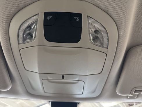 Used 2017 Chrysler Pacifica LX image 48