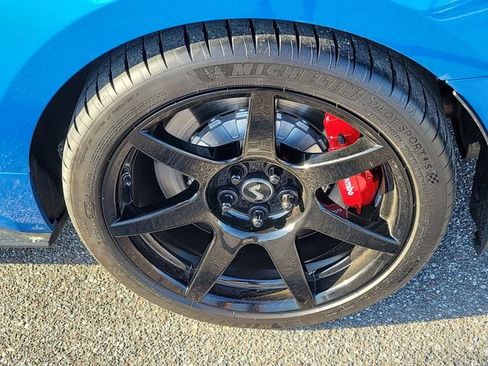 Used 2019 Ford Mustang Shelby GT350R w/ GT350R Equipment Group 920A image 7