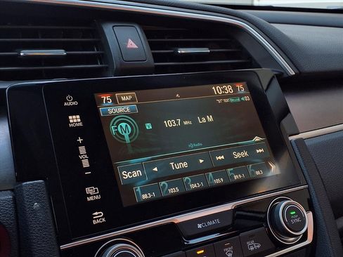 Used 2017 Honda Civic Touring image 7