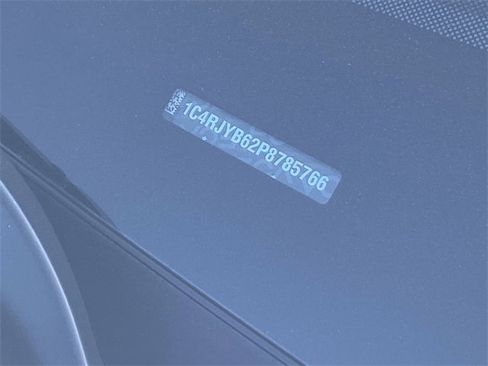 Used 2023 Jeep Grand Cherokee 4WD 4xe image 34