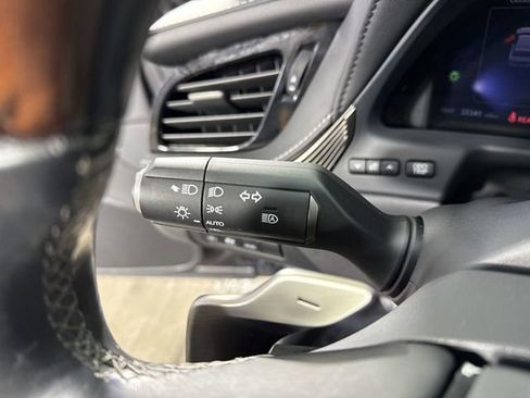 Certified 2023 Lexus LS 500h AWD w/ Luxury Package image 15