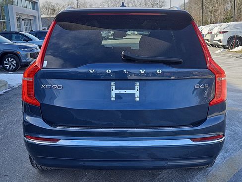 Used 2024 Volvo XC90 B6 Plus image 28