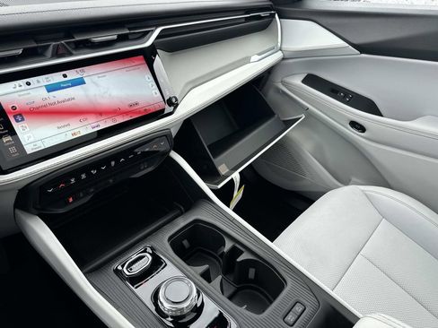 New 2026 Jeep Cherokee Limited image 17