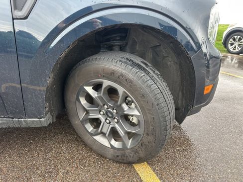 Used 2022 Ford Maverick XLT w/ XLT Luxury Package image 3