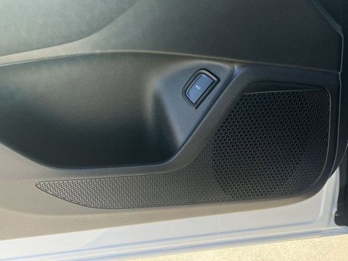 Used 2024 Chevrolet Blazer EV LT AWD/4WD image 24