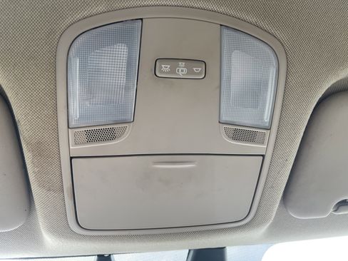 Used 2020 Hyundai Elantra SE FWD image 32