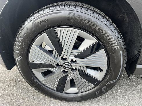 Certified 2025 Nissan Murano SL AWD/4WD image 12