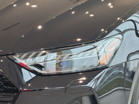 Used 2025 Audi RS 7 Performance w/ Matte Carbon Package image 6