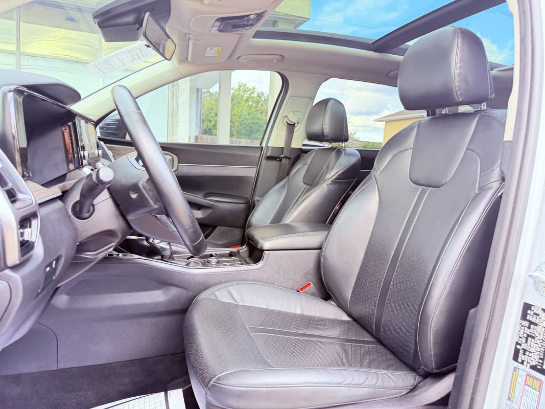 Used 2022 Kia Sorento S w/ Panoramic Sunroof Package AWD/4WD image 17