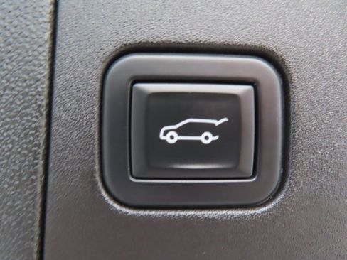 Used 2023 Cadillac XT5 Premium Luxury w/ Technology Package image 38