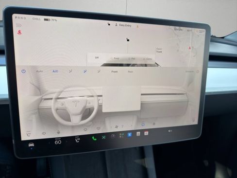 Used 2023 Tesla Model Y Long Range AWD/4WD image 18
