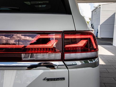 New 2026 Volkswagen Atlas SEL image 17