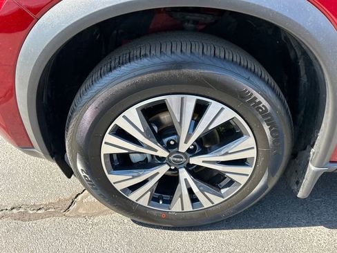 Certified 2023 Nissan Rogue SV w/ SV Premium B Package AWD/4WD image 8