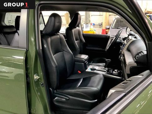 Certified 2022 Toyota 4Runner TRD Sport w/ Technology Package AWD/4WD image 9