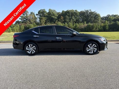 Certified 2025 Nissan Altima 2.5 S FWD image 2