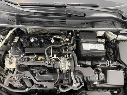 Used 2024 Toyota Corolla LE FWD image 11